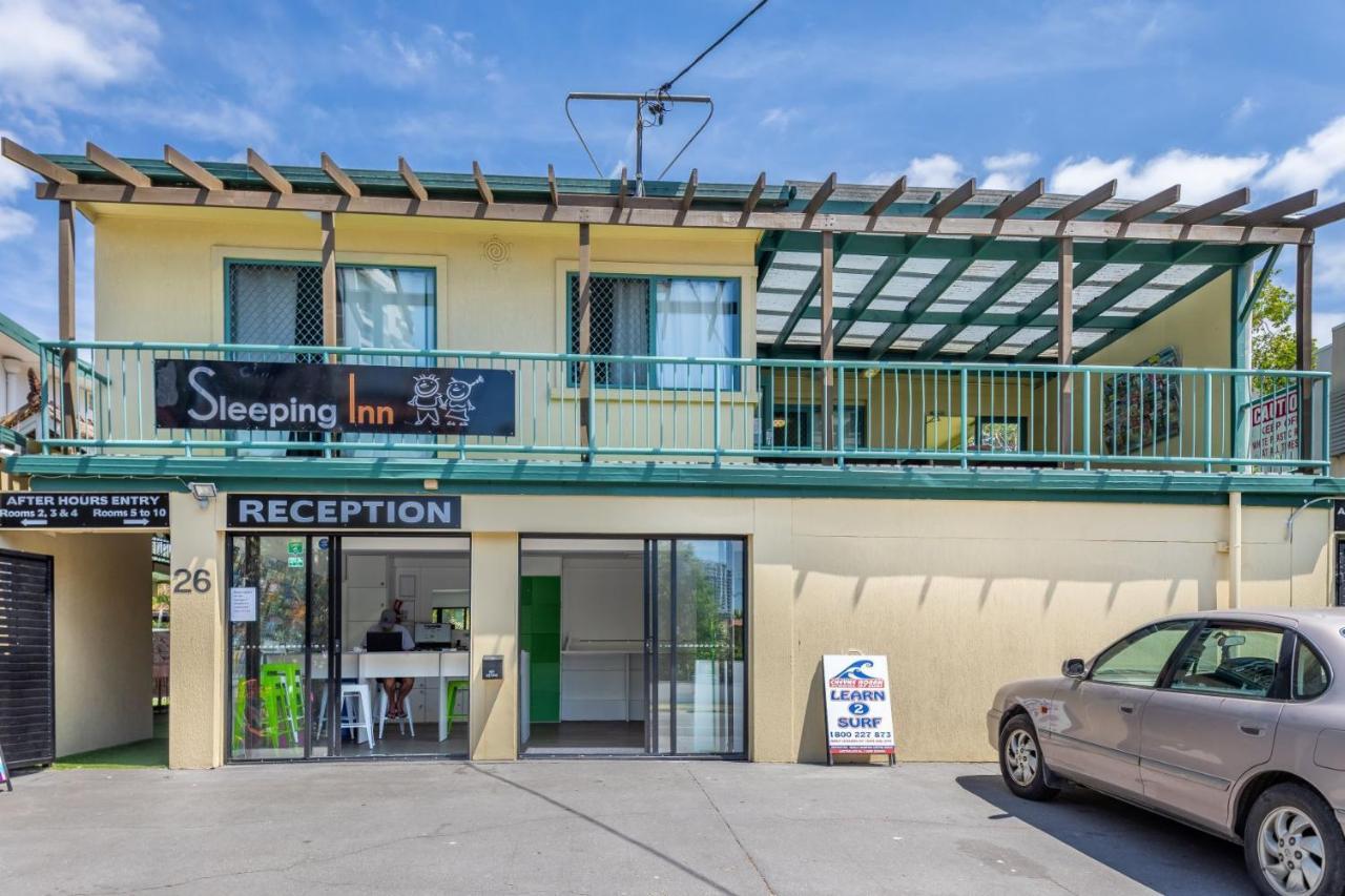 Sleeping Inn Backpackers Resort Gold Coast Exterior photo